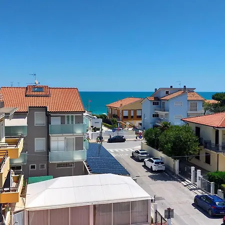 Διαμέρισμα Attico Trilocale A Due Passi Dal Mare E Dal Centro Cod 501 *