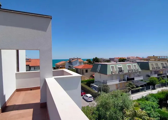 Attico Trilocale A Due Passi Dal Mare E Dal Centro Cod 501 Διαμέρισμα *